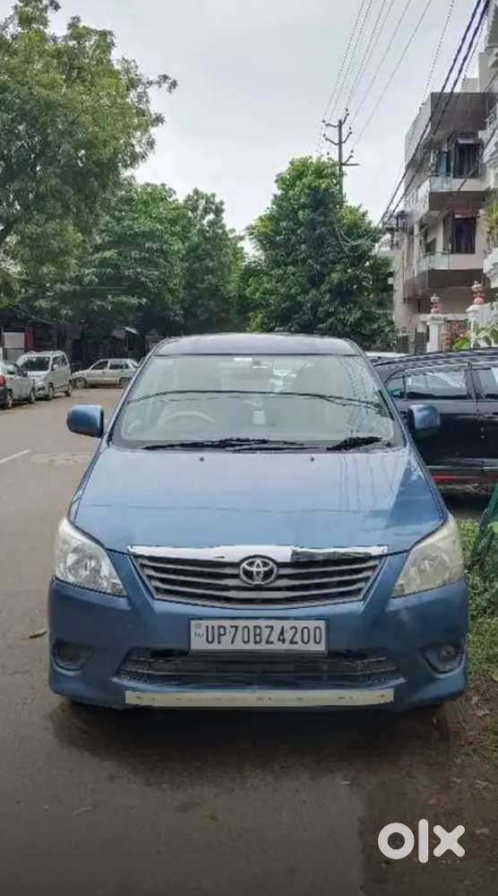 Toyota Innova 2012 Diesel Well Maintained
