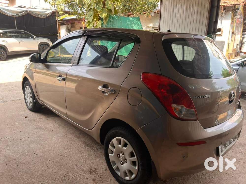 Hyundai Car Manual 2012