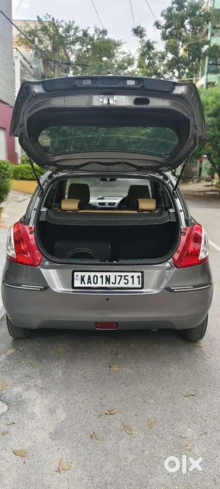 Maruti Suzuki Swift Vxi, 2012, Petrol