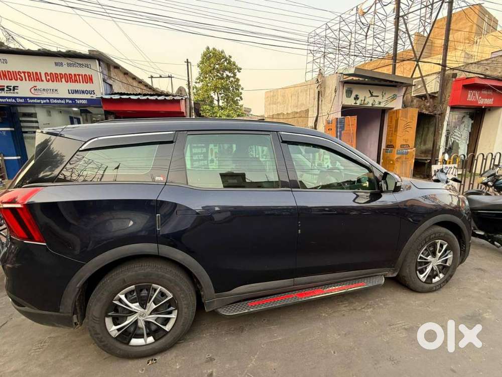 Mahindra Xuv700  Well Maintained  Less Driven  Single Owner