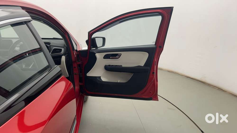 Tata Altroz Xza Petrol, 2022, Petrol