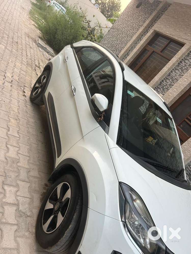 2018 Tata Manual Petrol