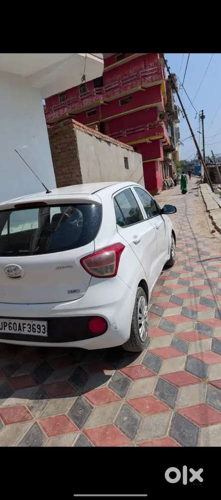 Hyundai Grand I10 2017 Petrol Well Maintained