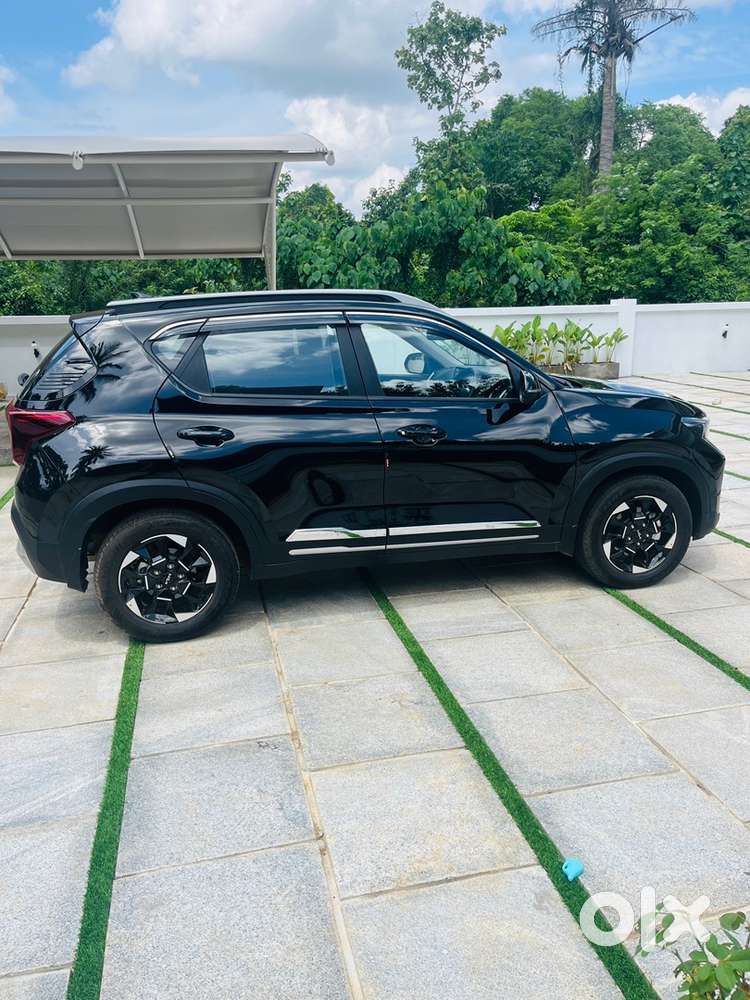 Kia Sonet Petrol Automatic 2026
