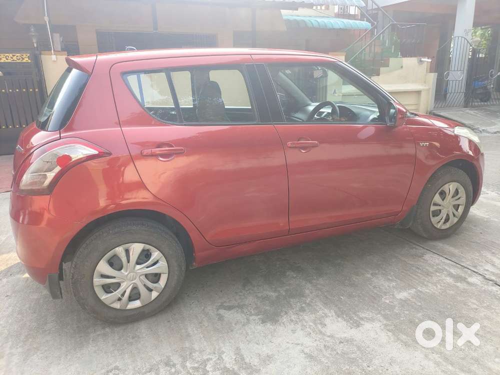 Maruti Suzuki Swift Vxi + Manual, 2012, Petrol