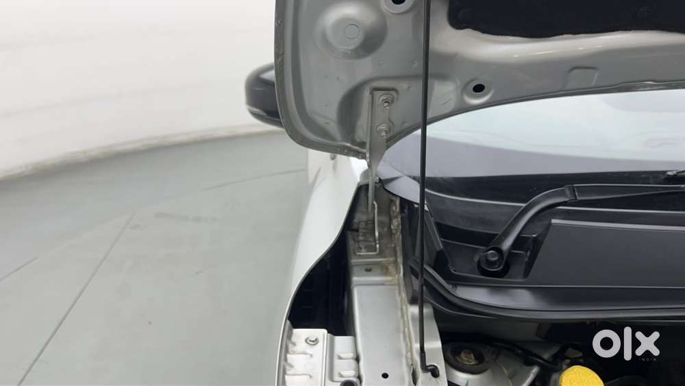 Renault Triber 1.0 Rxz Dual Tone, 2021, Petrol