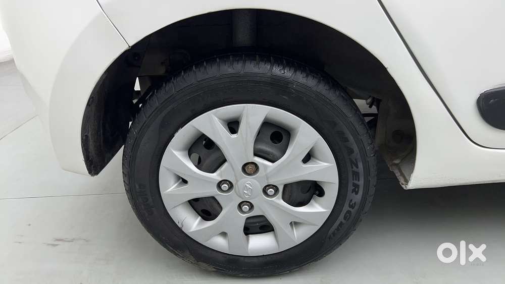 Hyundai Grand I10 1.2 Kappa Sportz, 2015, Petrol