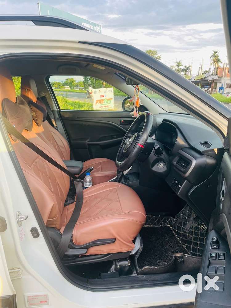 Maruti Suzuki Brezza 1.5 Vxi Smart Hybrid, 2024, Petrol