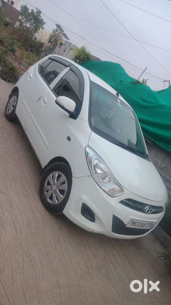 Hyundai I10 Sportz 2011