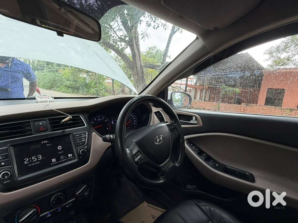 Hyundai I20 Sportz Petrol 2020