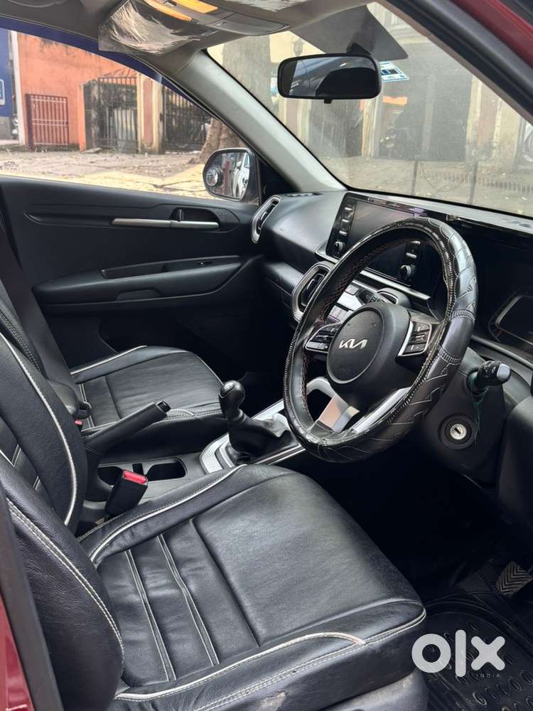 Kia Sonet Petrol 2021
