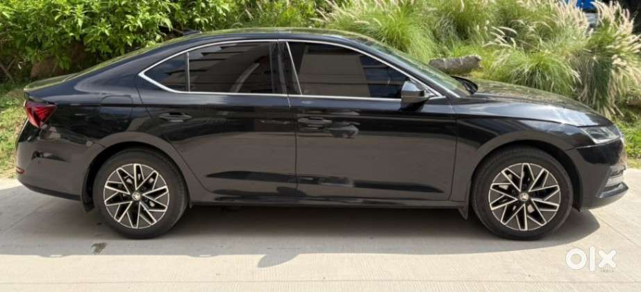 Skoda Octavia 2.0 L K Tsi At, 2022, Petrol