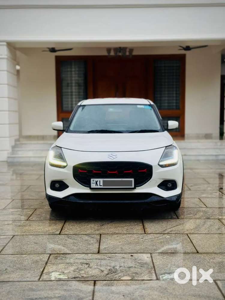 Swift Zxi Automatic Maruti Suzuki 2025 Petrol