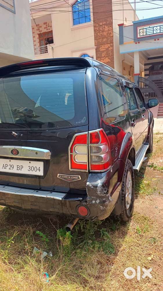 Force One Suv