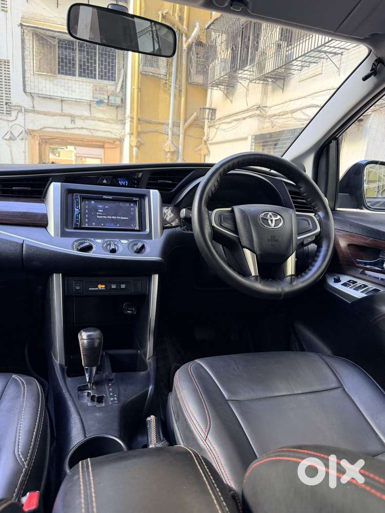 Toyota Innova Crysta 2.8 Gx At 8s, 2018, Diesel