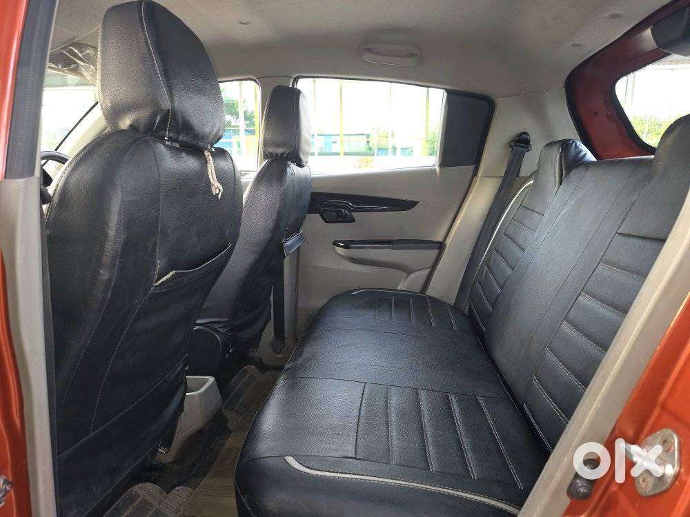 Mahindra Kuv 100, 2016, Petrol