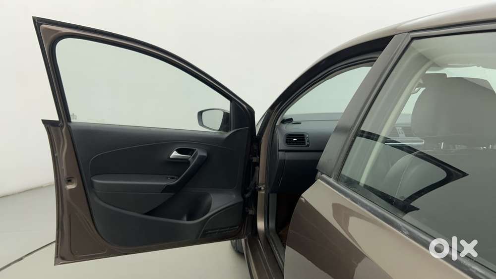 Volkswagen Polo 2009-2013 Petrol Comfortline 1.2l, 2016, Petrol