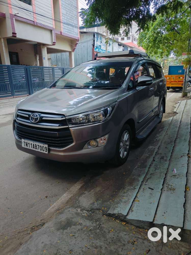 Toyota Innova Crysta 2.4 Gx Mt 8s, 2017, Diesel