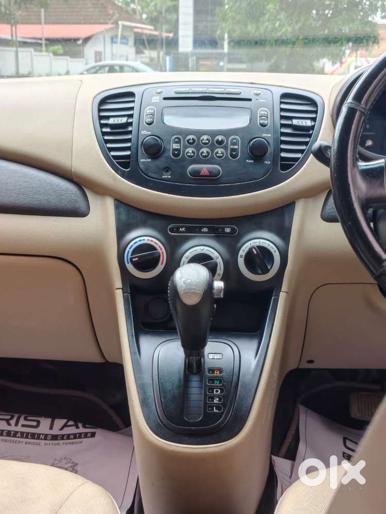 Hyundai I10 Asta 1.2 At With Sunroof, 2010, Petrol