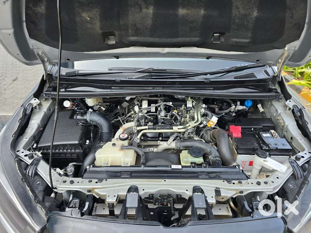 Toyota Innova Hycross 2.0 Vx (o) Hybrid 8 Str, 2024, Electric