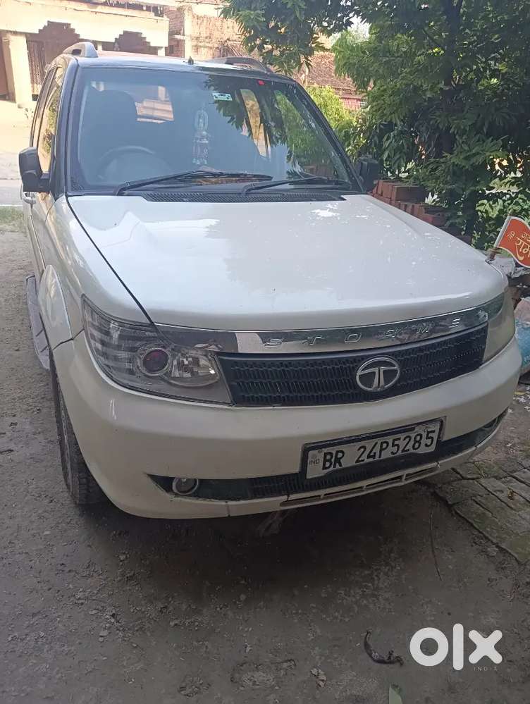 Tata Safari Storme 2014 Diesel Manual Car