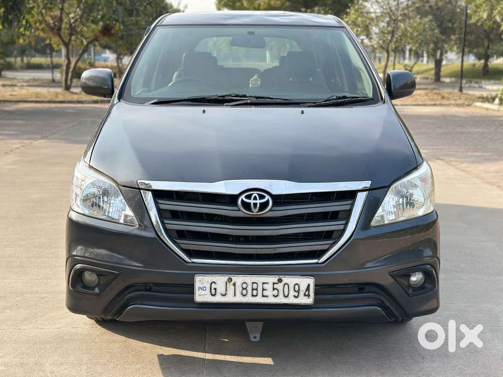 Toyota Innova 2.5 G (diesel) 8 Seater, 2015, Diesel