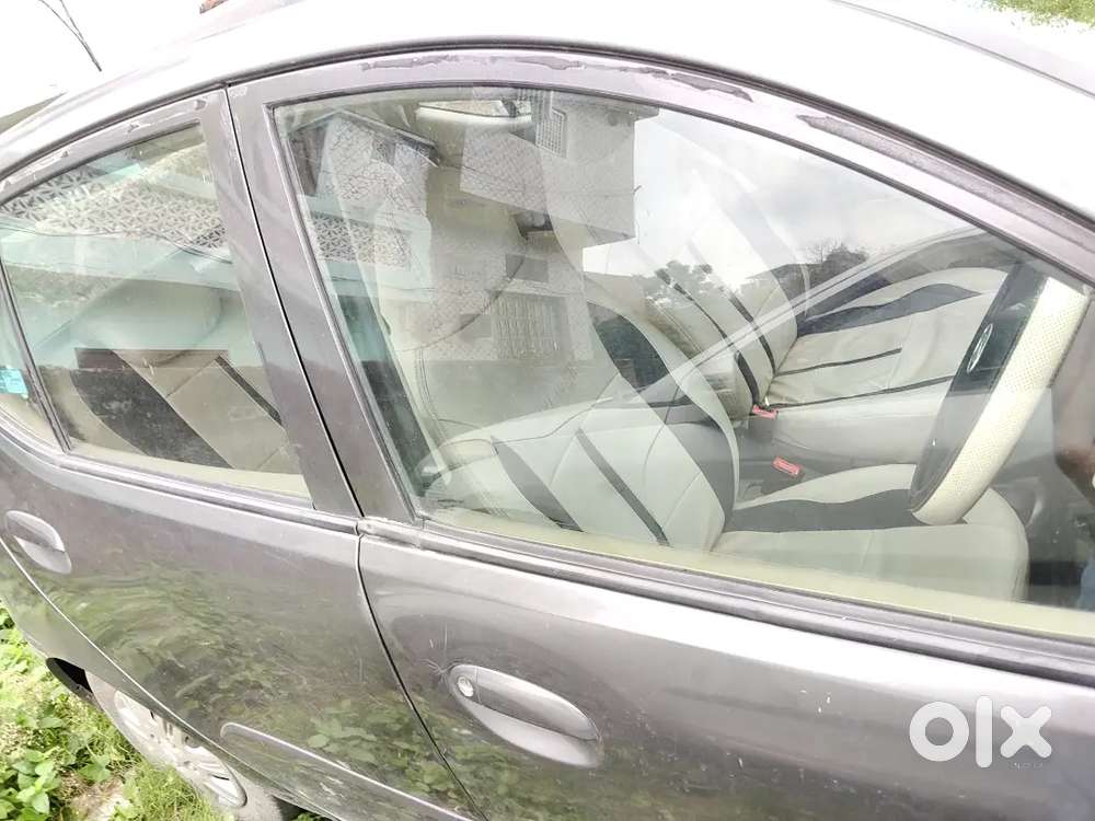 Hyundai I10 Sportz 2012 Car