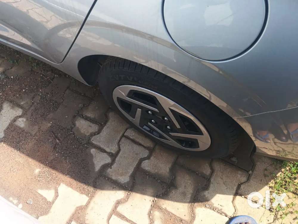 Hyundai Aura 2024 Cng & Hybrids Well Maintained