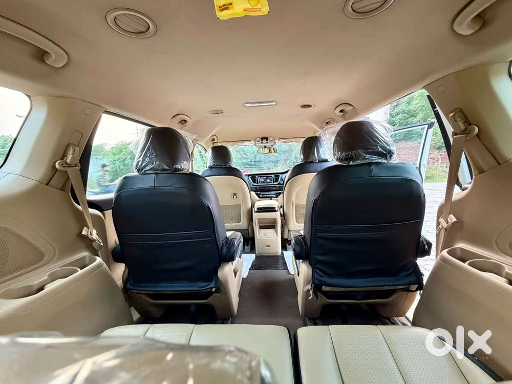 Kia Carnival Premium, 2021, Diesel