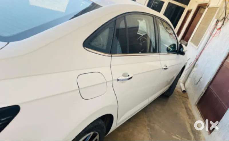 Volkswagen Virtus 1.0 Topline Tsi At, 2023, Petrol