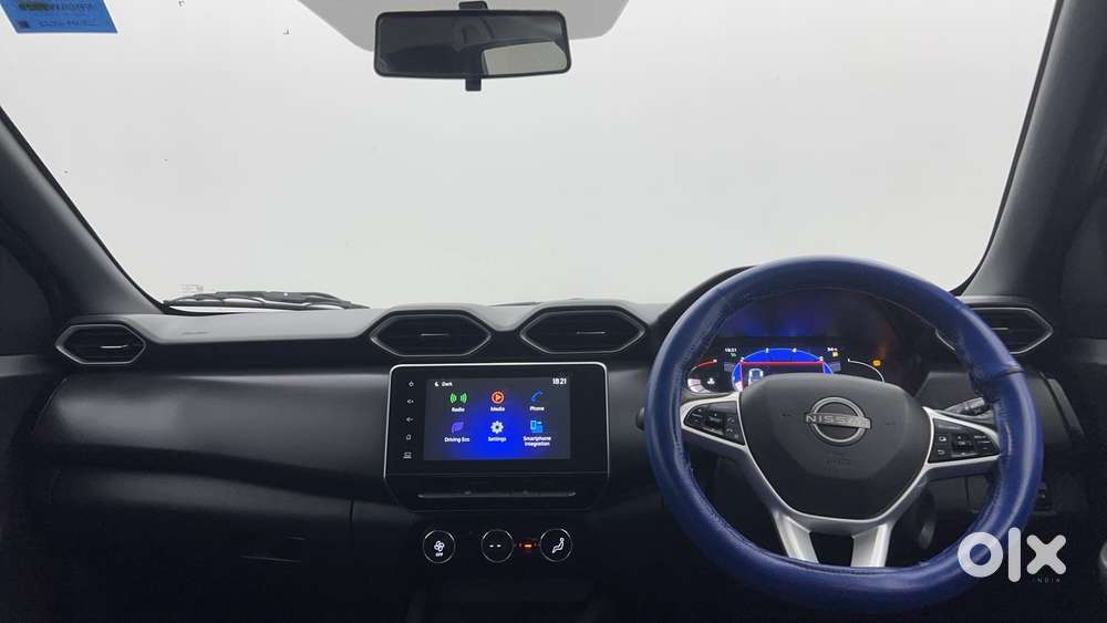 Nissan Magnite 1.0 Xv Premium Dual Tone, 2021, Petrol