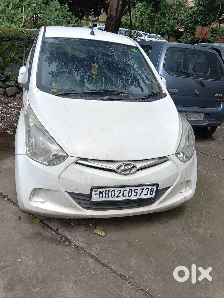 Hyundai Eon Magna+ 2011 Variant
