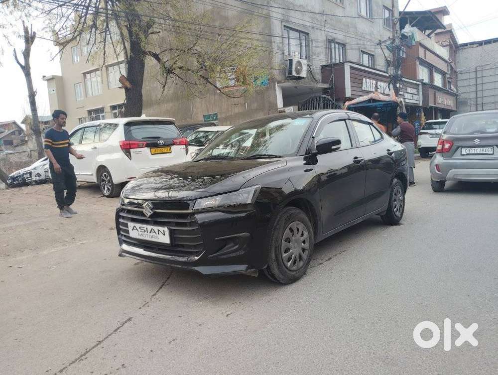 Maruti Suzuki Swift Dzire Vxi At Optional, 2025, Petrol