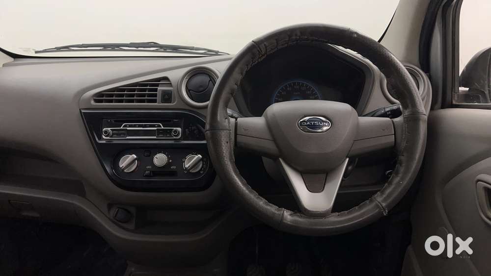 Datsun Redigo T Option, 2016, Petrol