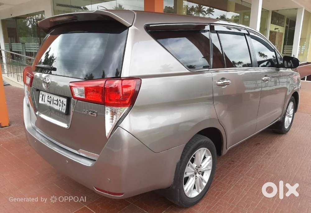 Toyota Innova Crysta 2.8 Zx At 7 Seater, 2016, Diesel