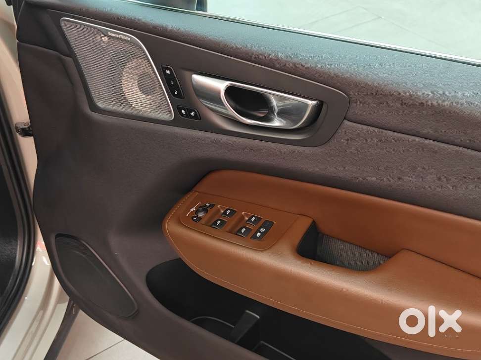Volvo Xc60 D5 Inscription, 2021, Diesel