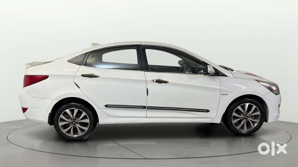 Hyundai Verna 1.6 Vtvt Sx, 2016, Petrol