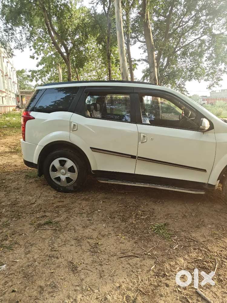 Mahindra Xuv500 2016 Diesel 2wd Car