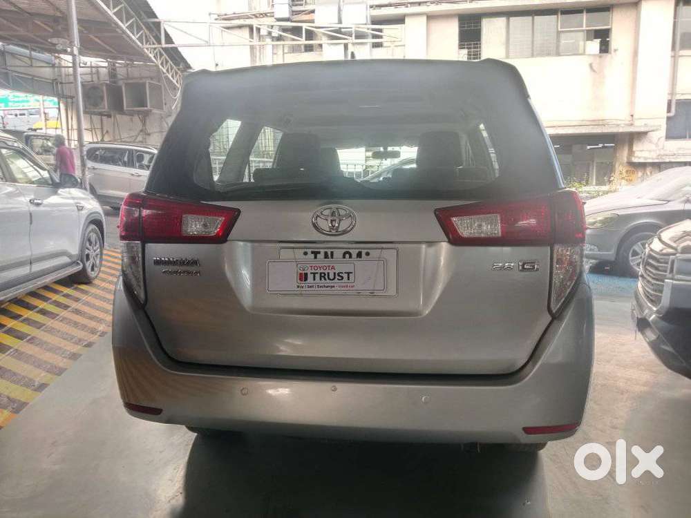Toyota Innova Crysta, 2016