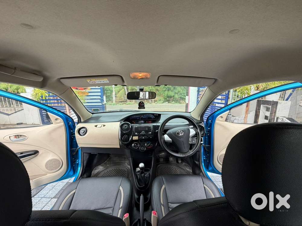 Toyota Etios Liva Petrol 2017