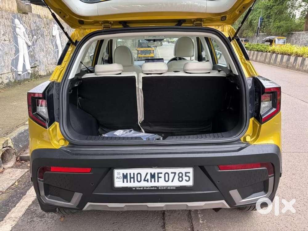Mahindra Xuv 3xo Ax5l 1.2 Petrol At, 2024, Petrol