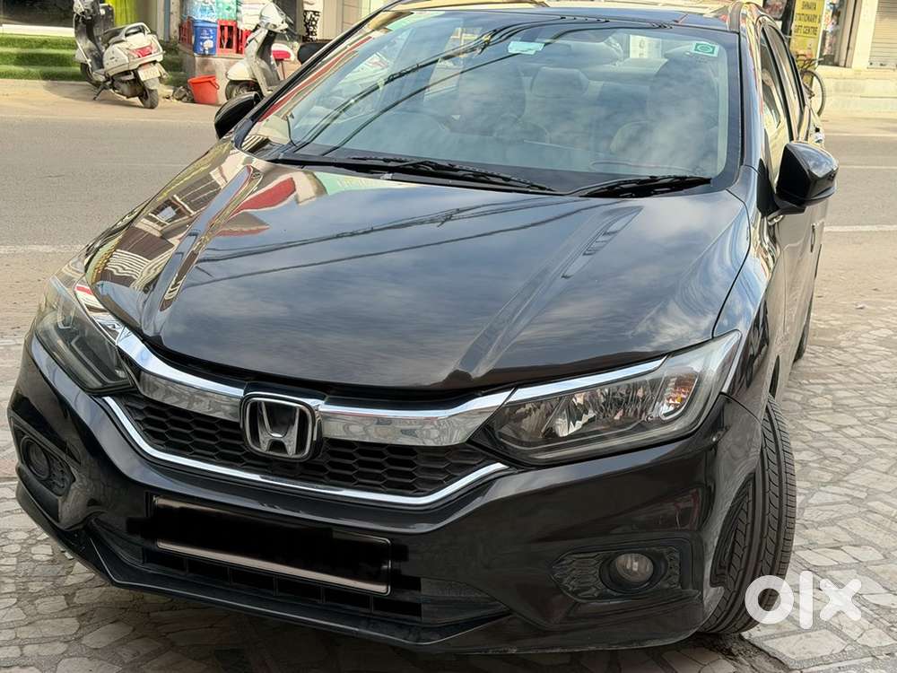 Honda City 2019 Diesel Well Maintained With Sunroof