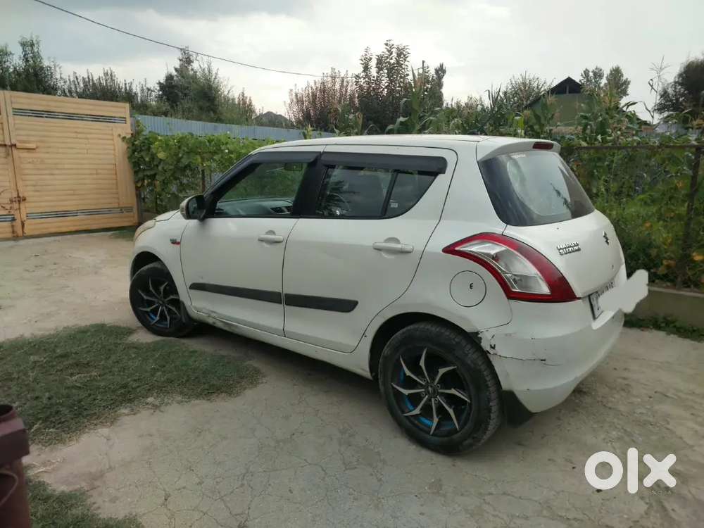 Maruti Suzuki Swift 2014 Diesel 100000 Km Driven Wsr. Good Condition