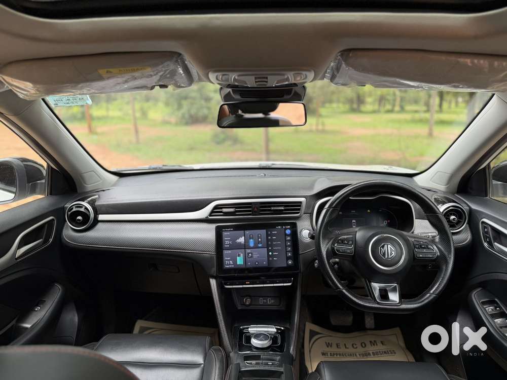 Mg Zs Ev Exclusive Iconic Ivory, 2023, Electric