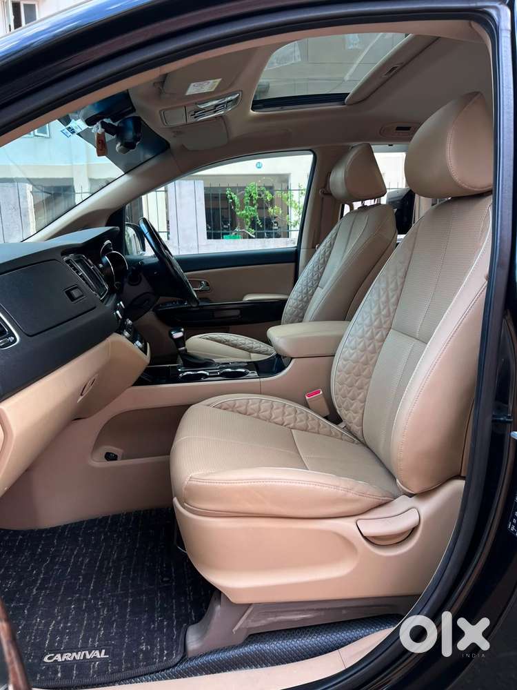 Kia Carnival Limousine Plus 7 Str, 2022, Diesel