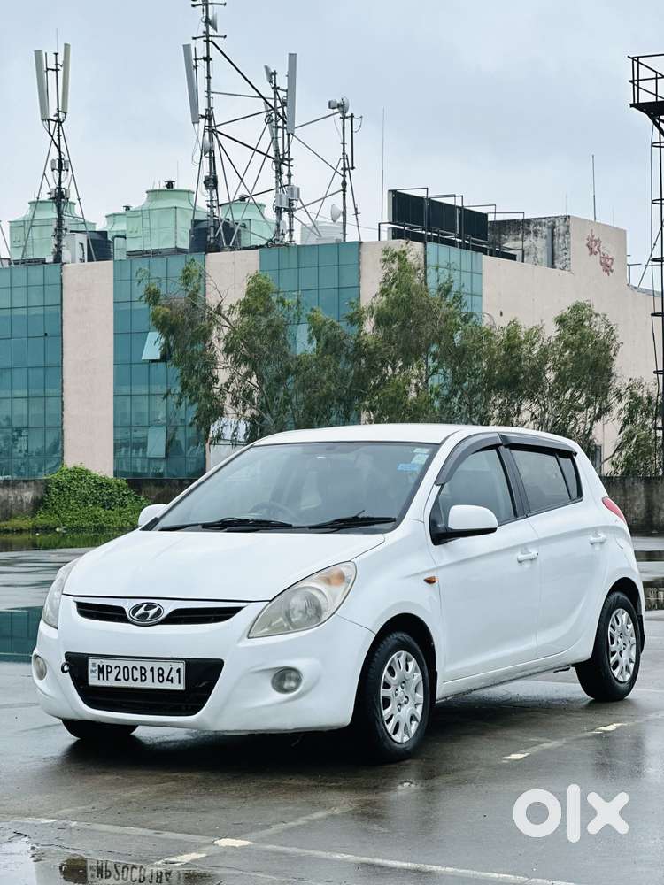 Hyundai I20 Magna, 2011, Petrol