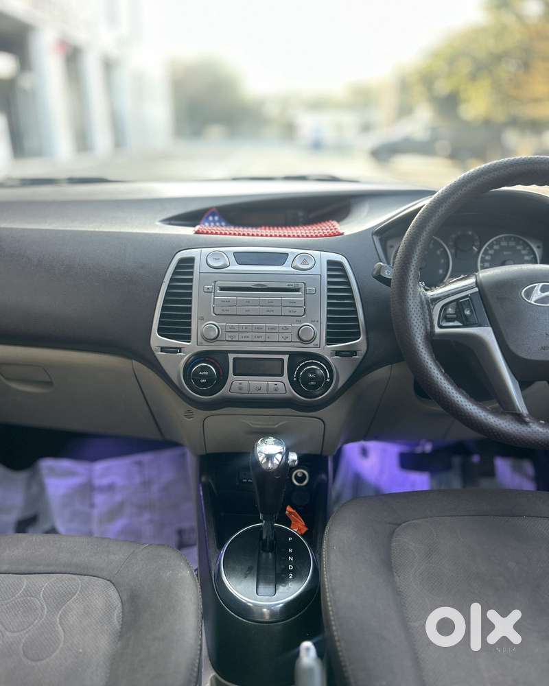 Hyundai I20 2010-2012 1.4 Asta At With Avn, 2011, Petrol
