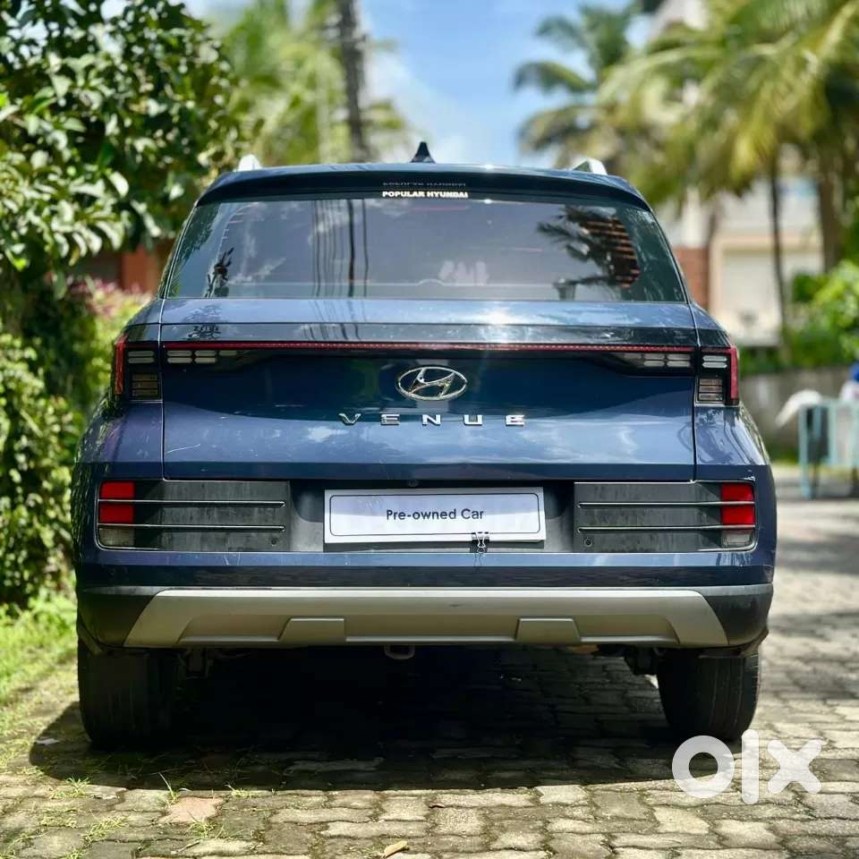 Hyundai Venue 1.2 S (o), 2022, Petrol