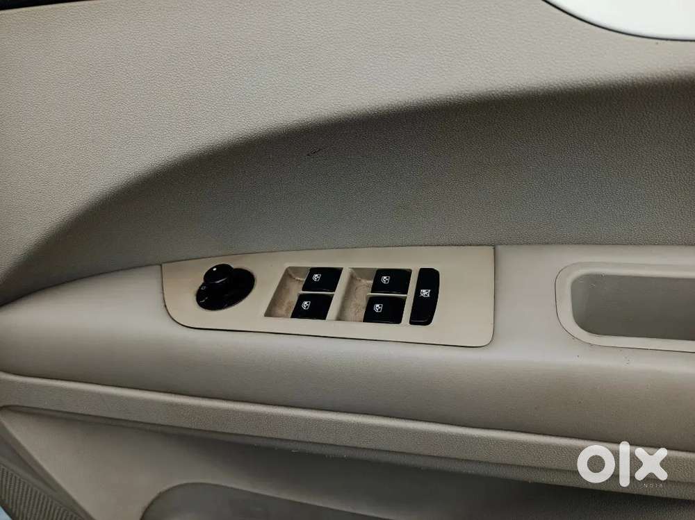 Mahindra Marazzo