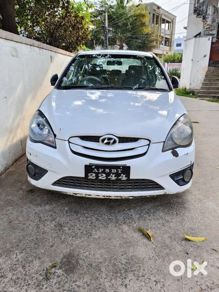 Hyundai Verna 2011 Diesel Good Condition